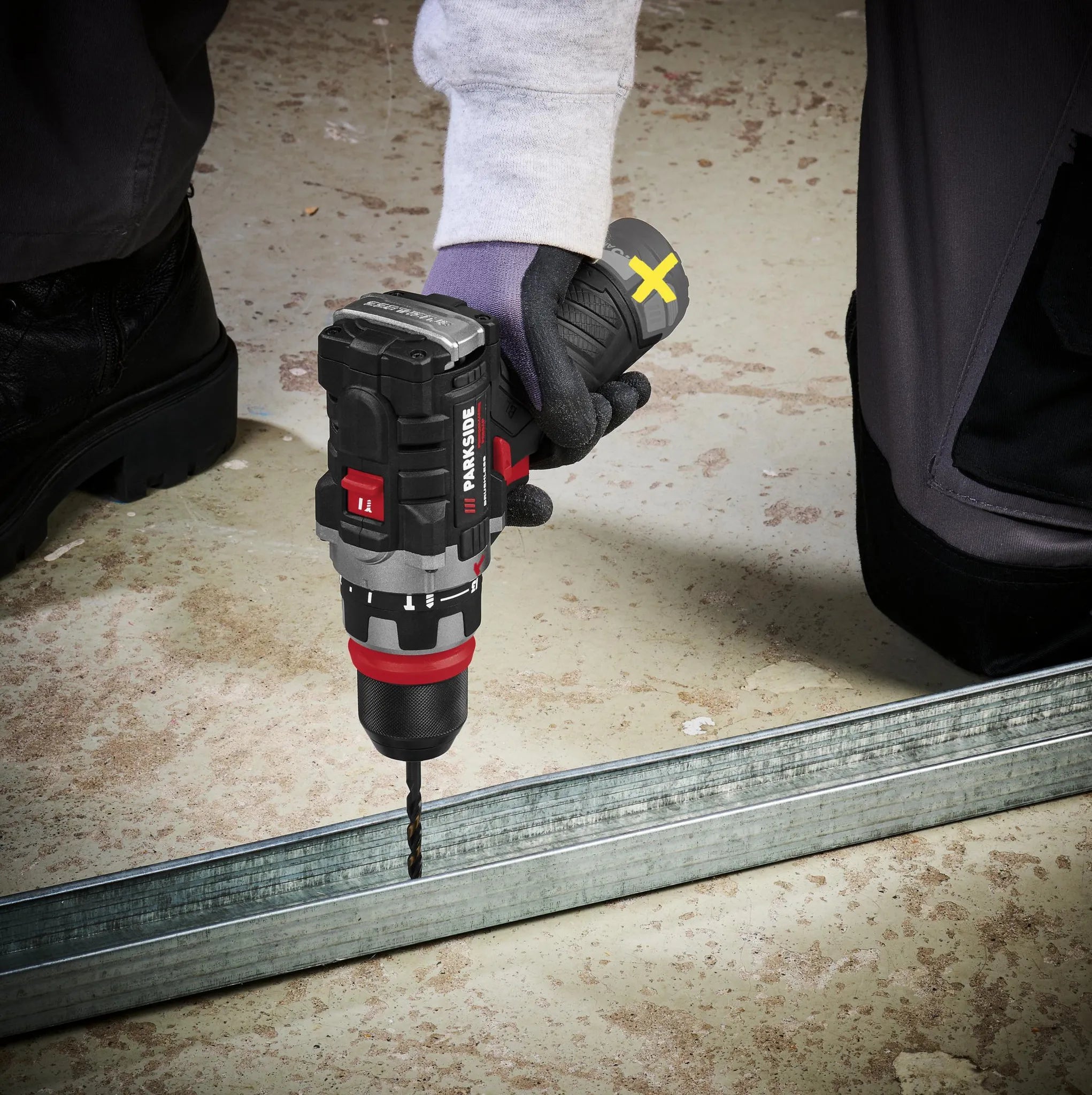 Bormasina Parkside Performance cu Percutie 12V